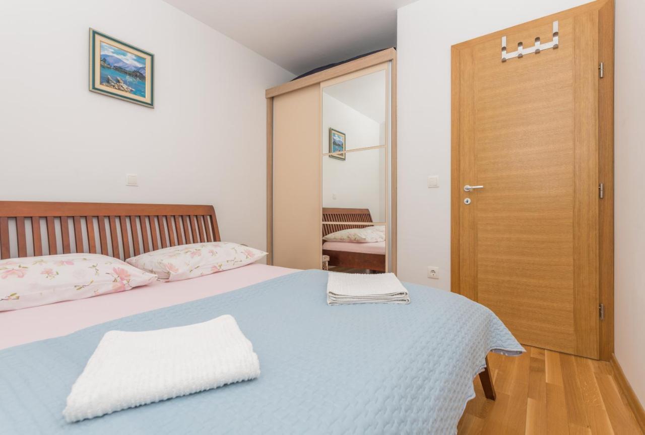 Apartamento Neno Makarska Exterior foto