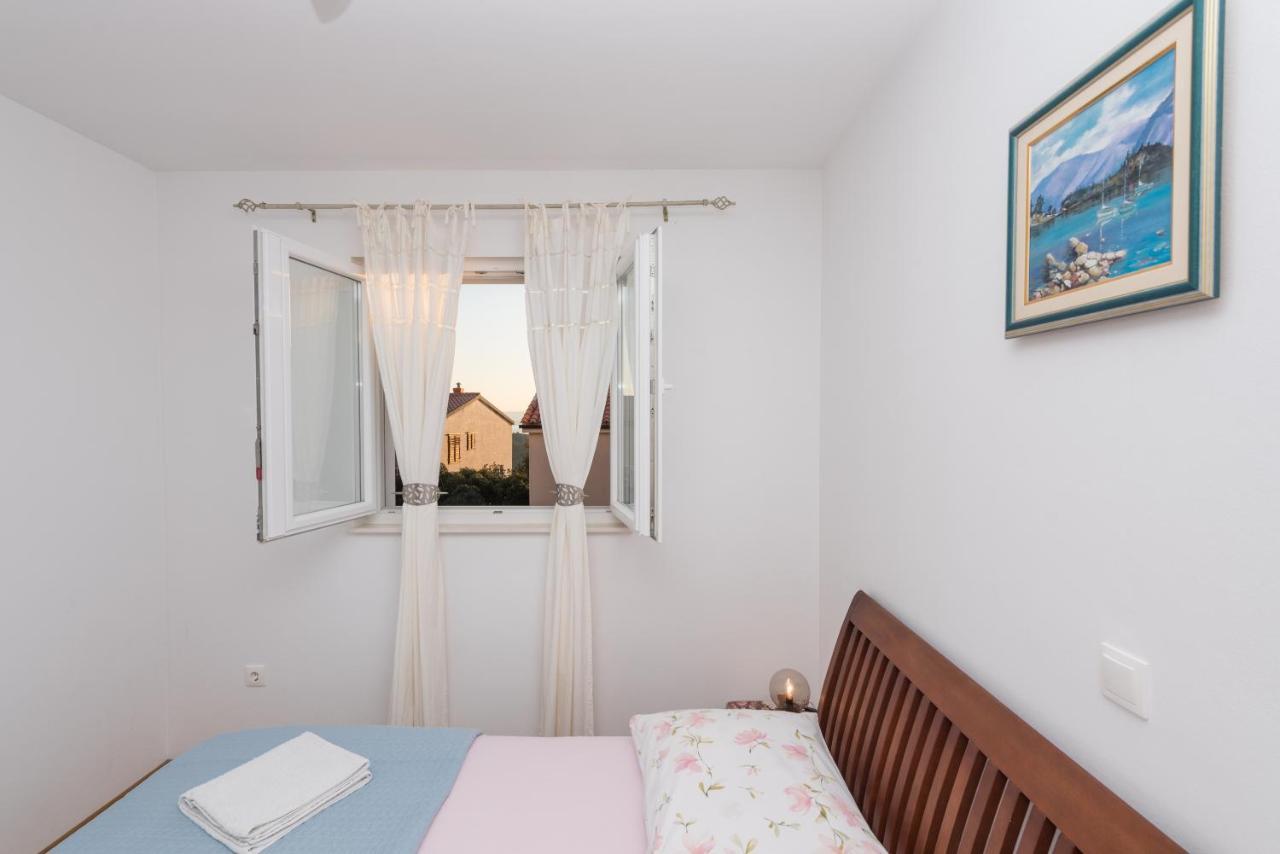 Apartamento Neno Makarska Exterior foto