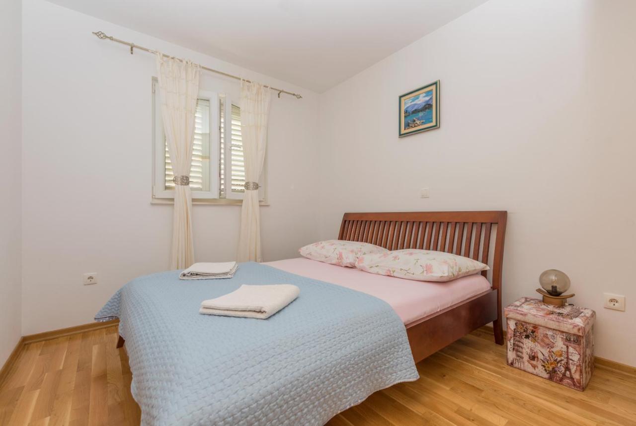 Apartamento Neno Makarska Exterior foto