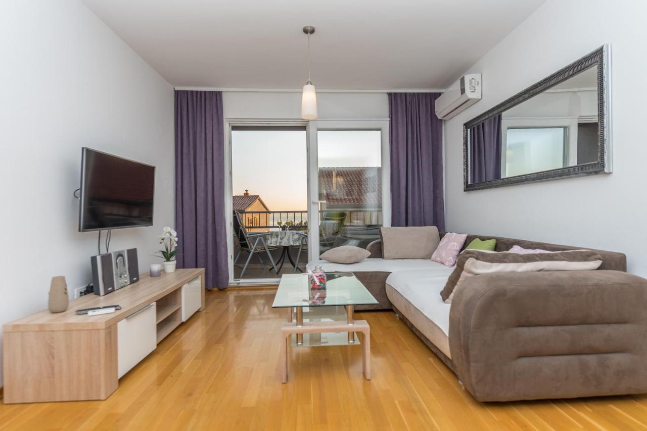 Apartamento Neno Makarska Exterior foto