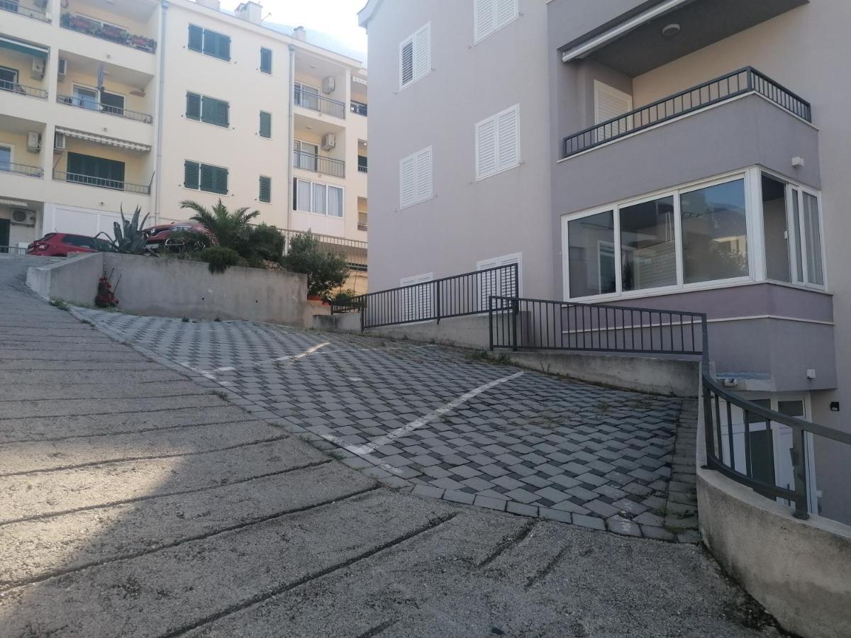 Apartamento Neno Makarska Exterior foto